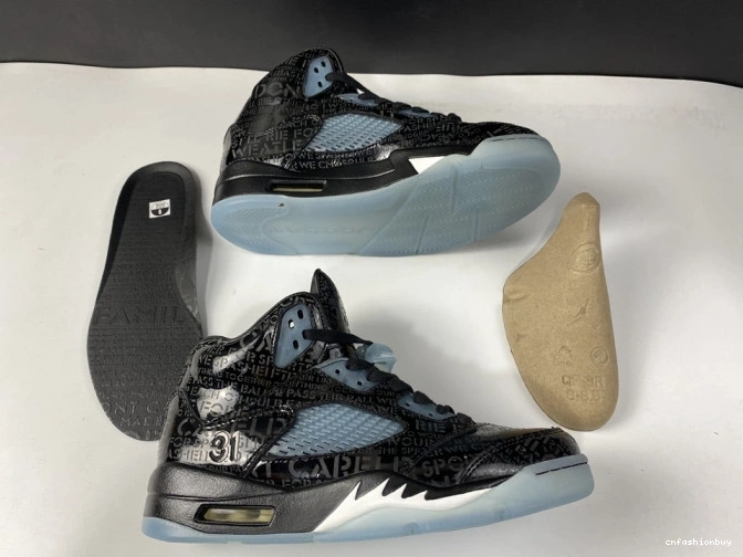 Doernbecher AIR 633068-010 Jordan Retro 5 0720